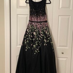 Angela & Alison princess style prom dress size 10